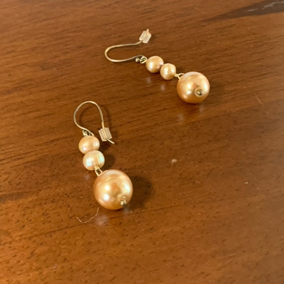 Anthropologie | Pearl Earrings - Picture 6 of 10